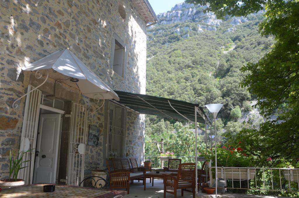 Bed and Breakfast Domaine De La Carriere Sumene Екстер'єр фото